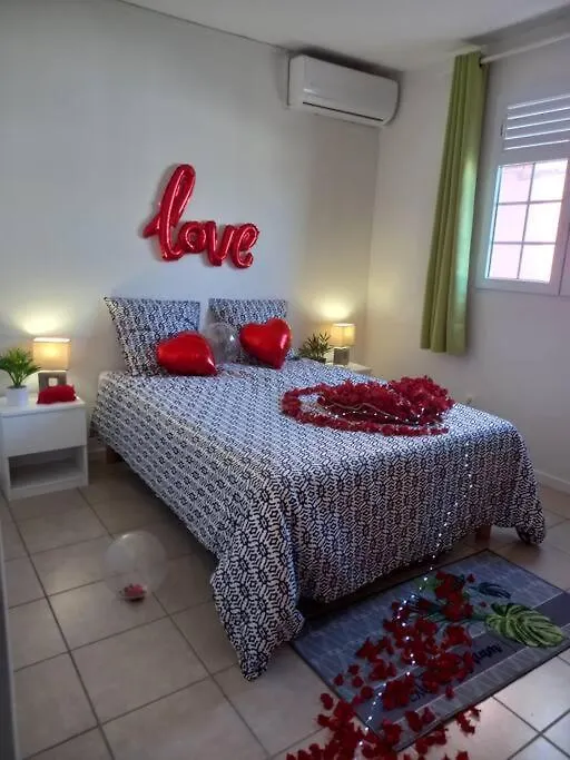 Apartment Les Tourterelles - Appartement Vue Mer & Jacuzzi Le Lorrain Martinique